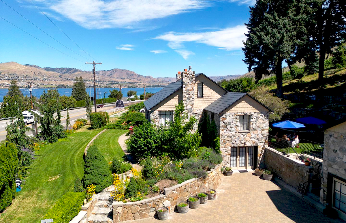 View of Cellan Cellars tasting room house beside the lake