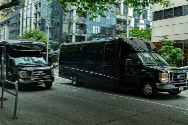 Are Sea-Tac Airport Shuttles Worth It? When Shared Shuttle vs Private Car Makes Sense